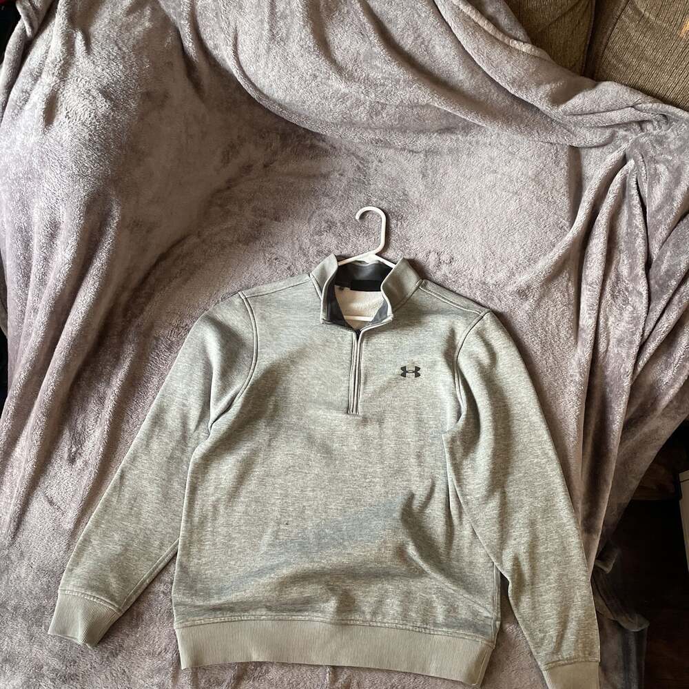 Under Armour Men's Storm SweaterFleece 1/4 Zip Pullover in Heather Gray